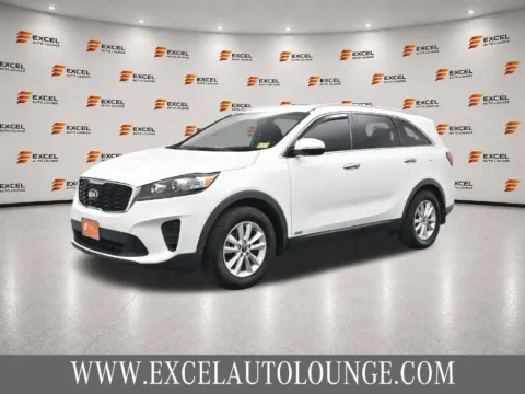 White 2019 Kia Sorento LX for sale in Hightstown, NJ