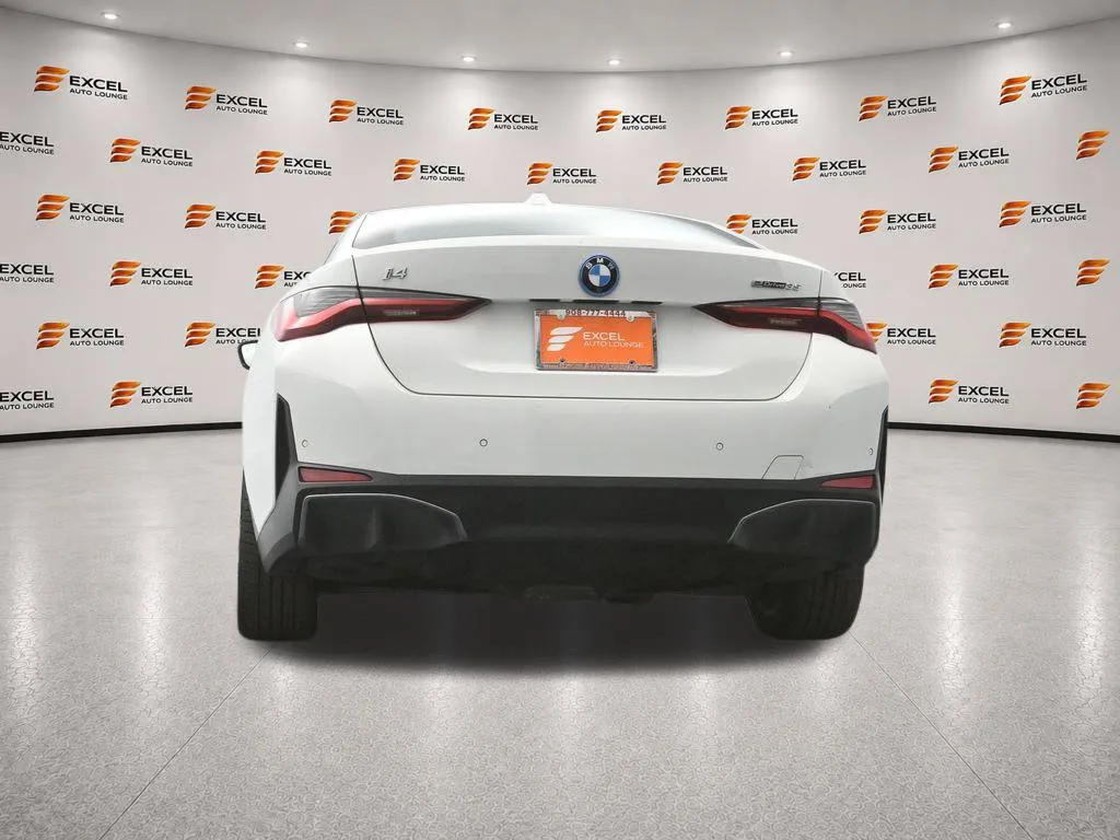 2023 BMW i4 35 - Photo 48