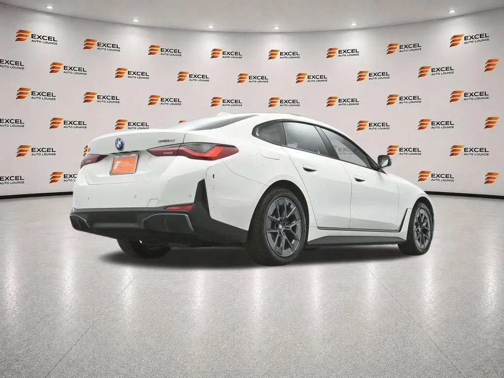 2023 BMW i4 35 - Photo 49