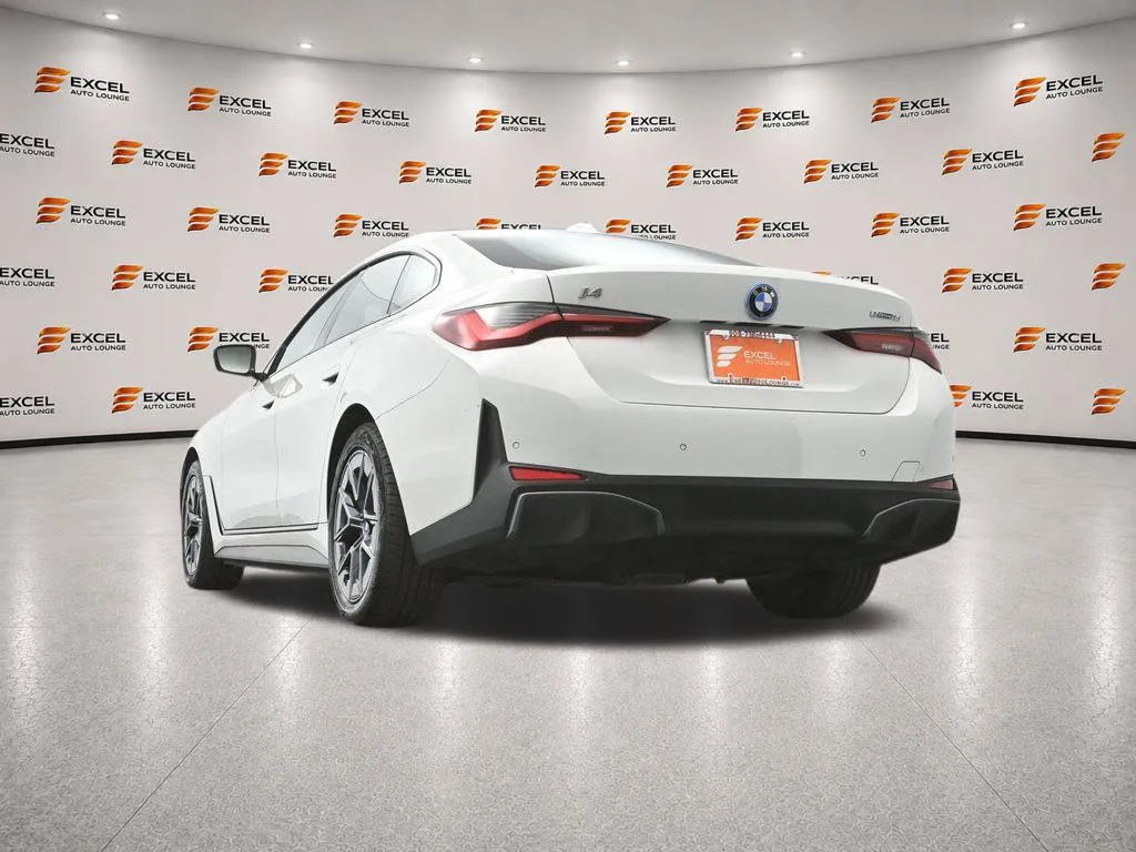2023 BMW i4 35 - Photo 47