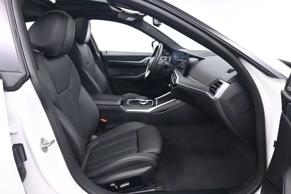 2023 BMW i4 35 - Photo 21