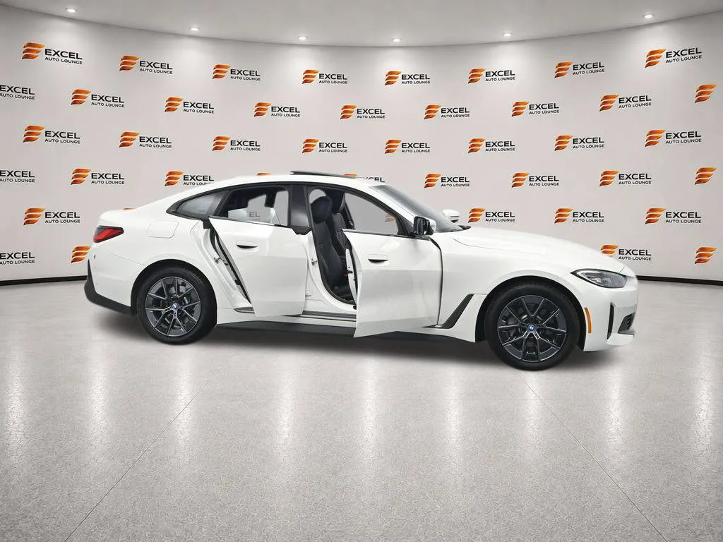 2023 BMW i4 35 - Photo 54