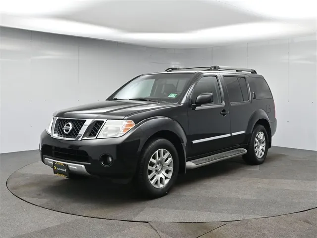 2012 Nissan Pathfinder LE for sale in Hightstown, NJ