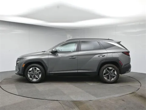 Photos of 2025 Hyundai Tucson SEL for sale in Hightstown, NJ at Excel Auto Lounge