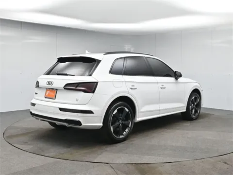 More photos of 2020 Audi SQ5 3.0T Premium Plus at Excel Auto Lounge, NJ