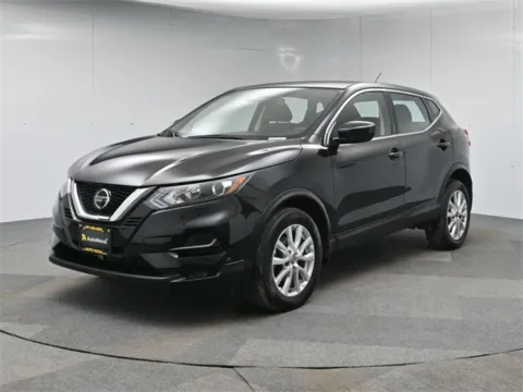 Black 2020 Nissan Rogue Sport S for sale in Hightstown, NJ