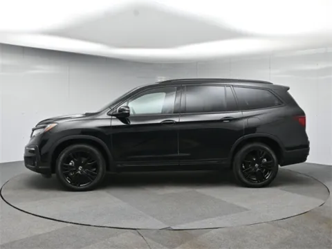 Photos of 2022 Honda Pilot Black Edition for sale in Hightstown, NJ at Excel Auto Lounge