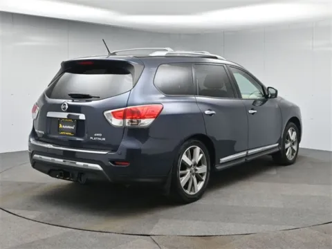 More photos of 2015 Nissan Pathfinder Platinum at Excel Auto Lounge, NJ