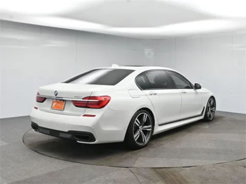 More photos of 2019 BMW 7 Series 750i at Excel Auto Lounge, NJ