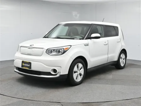 White 2016 Kia Soul EV for sale in Hightstown, NJ