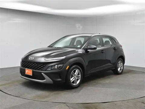 Black 2022 Hyundai Kona SE for sale in Hightstown, NJ