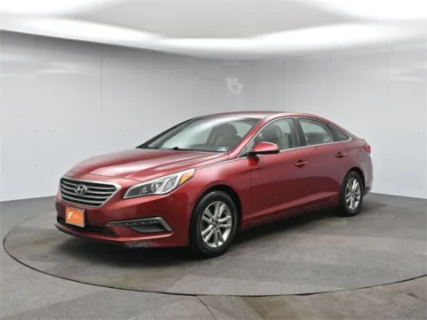 Red 2015 Hyundai Sonata SE for sale in Hightstown, NJ