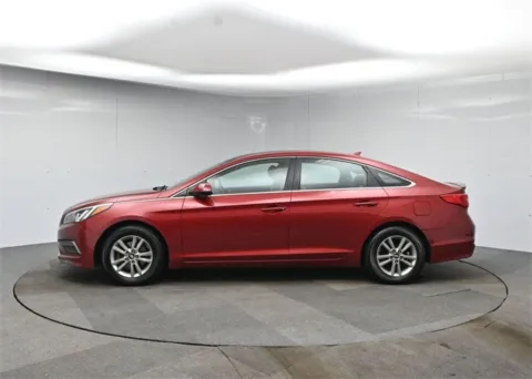 Photos of 2015 Hyundai Sonata SE for sale in Hightstown, NJ at Excel Auto Lounge