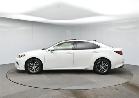 Photos of 2017 Lexus ES 350 for sale in Hightstown, NJ at Excel Auto Lounge