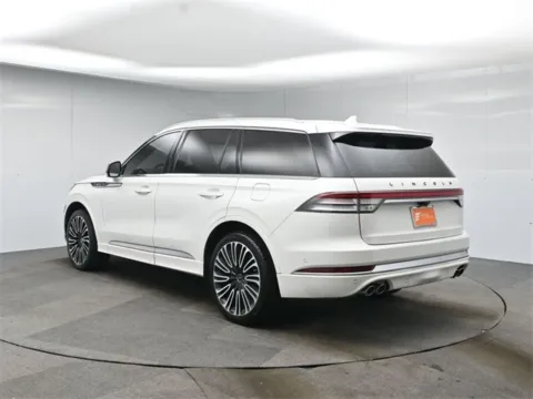 Another view of 2020 Lincoln Aviator Black Label for sale in Hightstown, NJ at Excel Auto Lounge