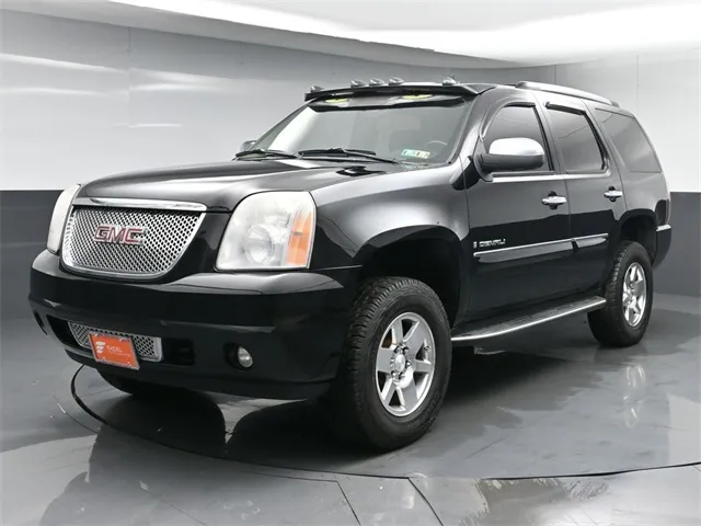 2008 GMC Yukon Denali for sale in Hightstown, NJ