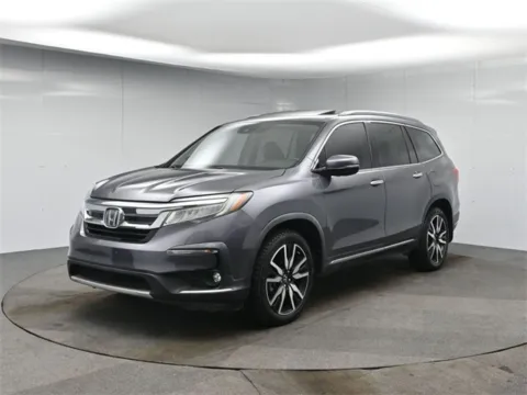 Gray 2020 Honda Pilot Touring for sale in Hightstown, NJ