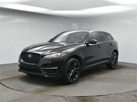Black 2019 Jaguar F-PACE 30t Prestige for sale in Hightstown, NJ