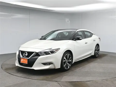 White 2018 Nissan Maxima 3.5 SL for sale in Hightstown, NJ