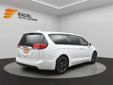 More photos of 2020 Chrysler Pacifica Touring at Excel Auto Lounge, NJ