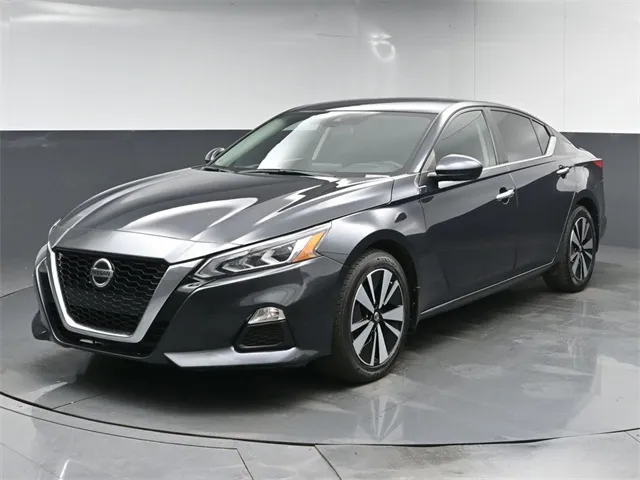 2021 Nissan Altima 2.5 SV for sale in Hightstown, NJ