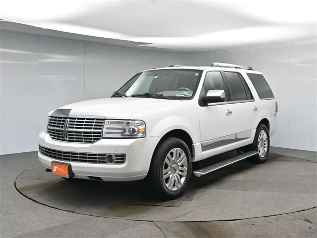2014 Lincoln Navigator Base