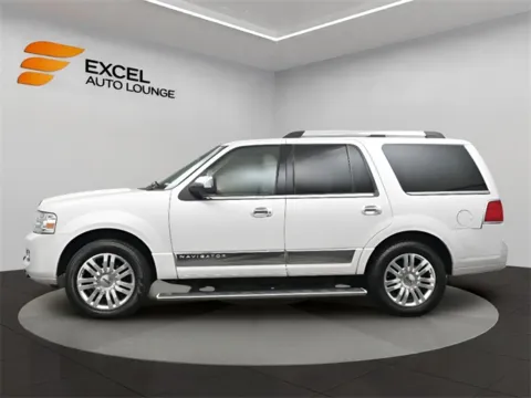 Photos of 2014 Lincoln Navigator for sale in Hightstown, NJ at Excel Auto Lounge