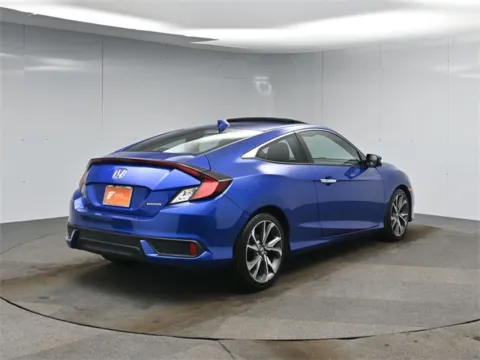 More photos of 2019 Honda Civic Touring at Excel Auto Lounge, NJ