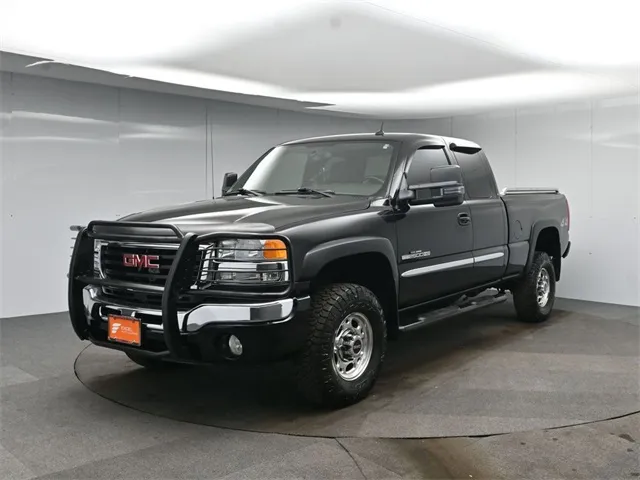 2005 GMC Sierra 2500HD SLT for sale in Hightstown, NJ