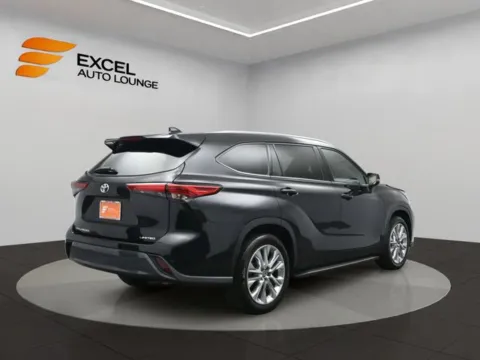 More photos of 2022 Toyota Highlander Limited at Excel Auto Lounge, NJ