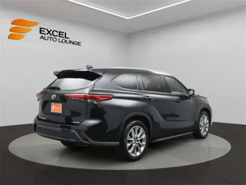More photos of 2022 Toyota Highlander Limited at Excel Auto Lounge, NJ