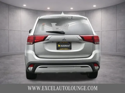 More photos of 2020 Mitsubishi Outlander SEL at Excel Auto Lounge, NJ