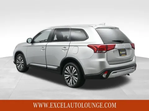 More photos of 2020 Mitsubishi Outlander SEL at Excel Auto Lounge, NJ