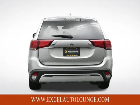 More photos of 2020 Mitsubishi Outlander SEL at Excel Auto Lounge, NJ