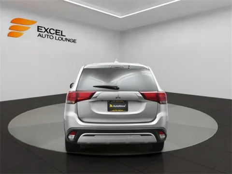 More photos of 2020 Mitsubishi Outlander SEL at Excel Auto Lounge, NJ