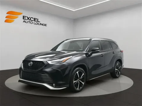 Black 2021 Toyota Highlander XSE for sale in Hightstown, NJ