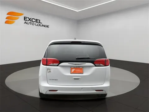 More photos of 2021 Chrysler Voyager L at Excel Auto Lounge, NJ