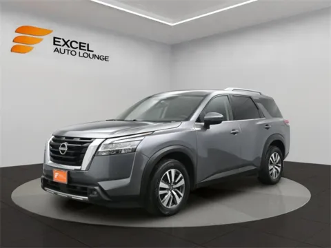 Gray 2022 Nissan Pathfinder SL for sale in Hightstown, NJ