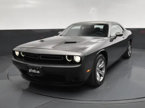 Photos of 2017 Dodge Challenger SXT for sale in San Antonio, TX at got Trucks?