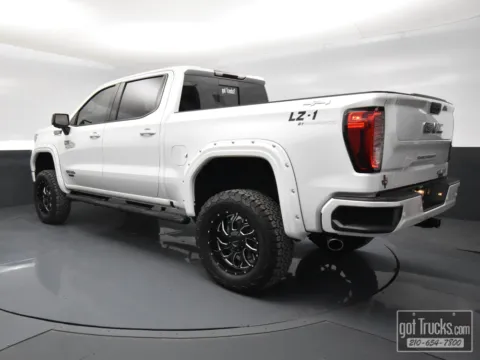 More photos of 2022 GMC Sierra 1500 Elevation at got Trucks?, TX