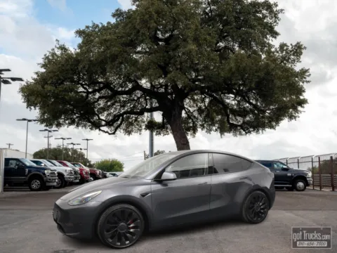 Silver 2022 Tesla Model Y Performance for sale in San Antonio, TX
