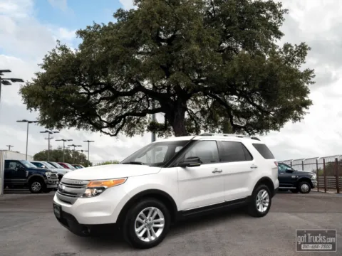 White 2011 Ford Explorer XLT for sale in San Antonio, TX