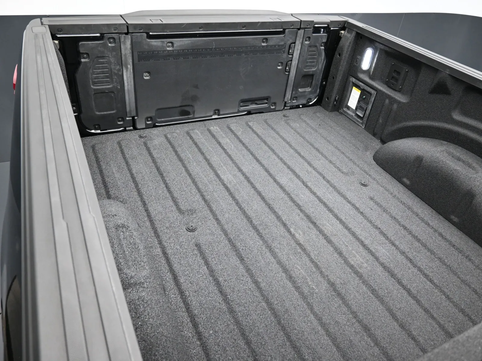2025 Ford F-150 Platinum - Photo 44