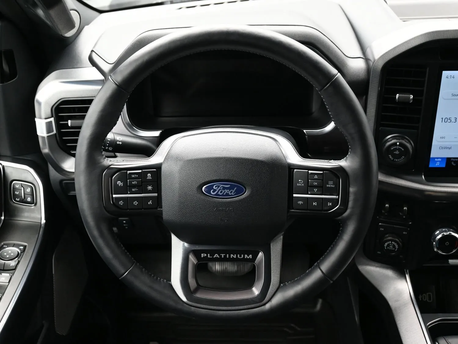 2025 Ford F-150 Platinum - Photo 15