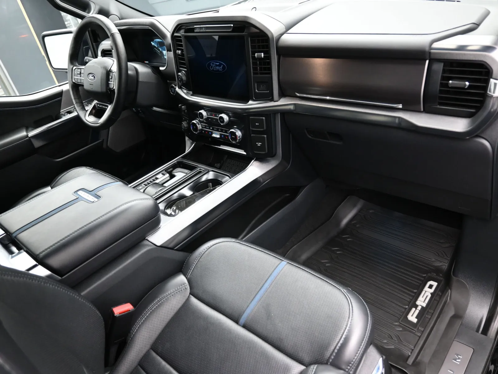 2025 Ford F-150 Platinum - Photo 41