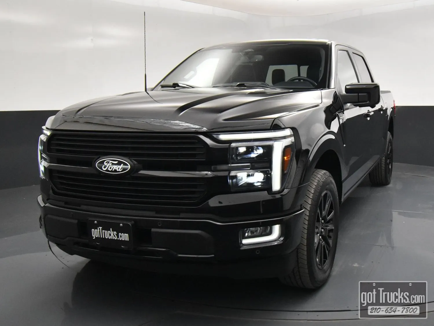 2025 Ford F-150 Platinum - Photo 52