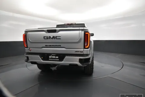 More photos of 2022 GMC Sierra 1500 AT4 at got Trucks?, TX