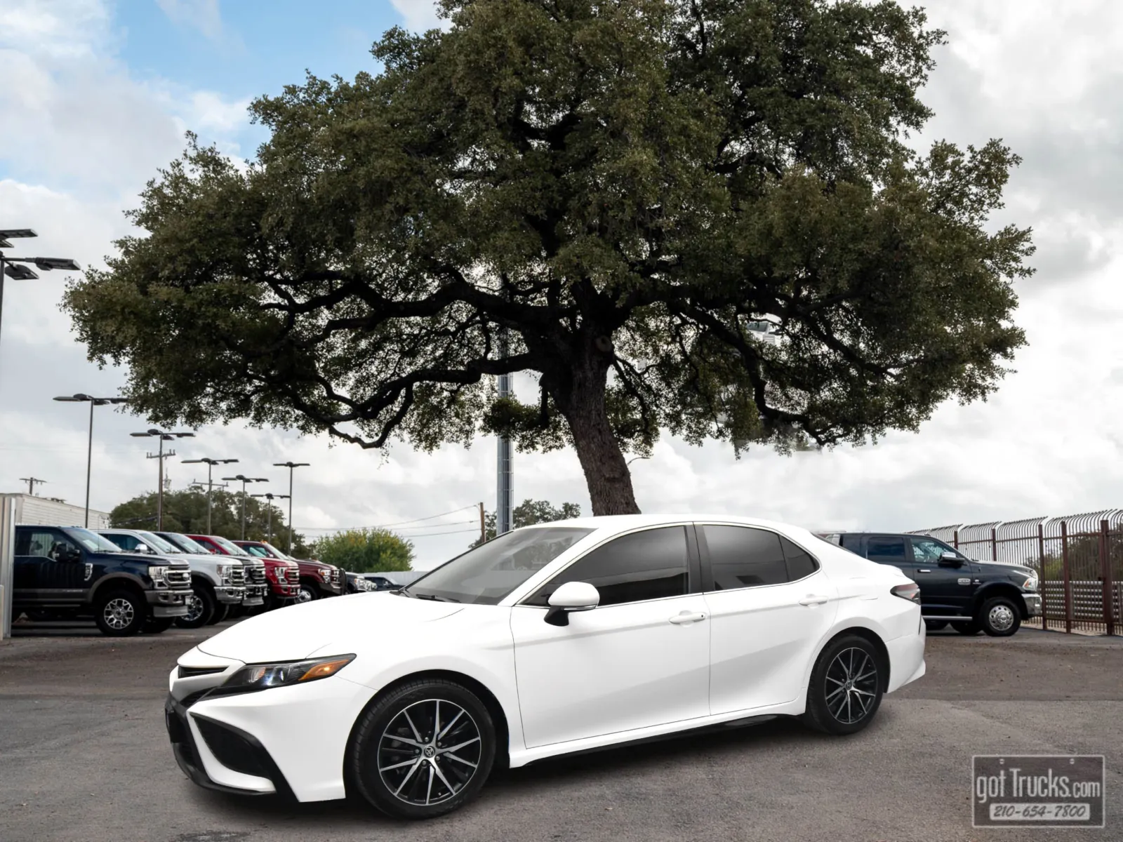 2021 Toyota Camry SE for sale in San Antonio, TX