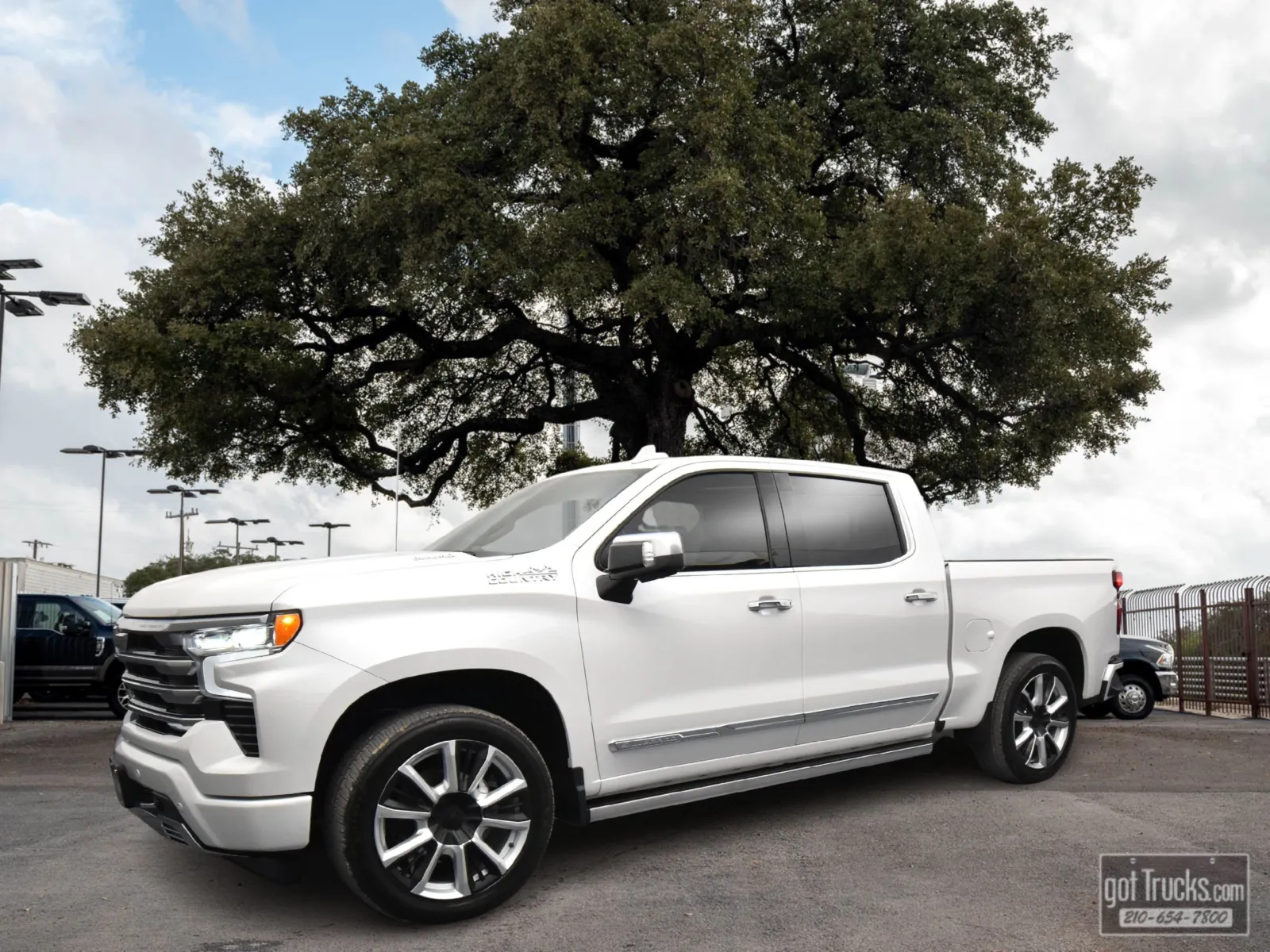 White 2025 Chevrolet Silverado 1500 High Country for sale in San Antonio, TX