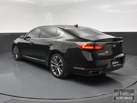 More photos of 2018 Kia Cadenza Technology at got Trucks?, TX
